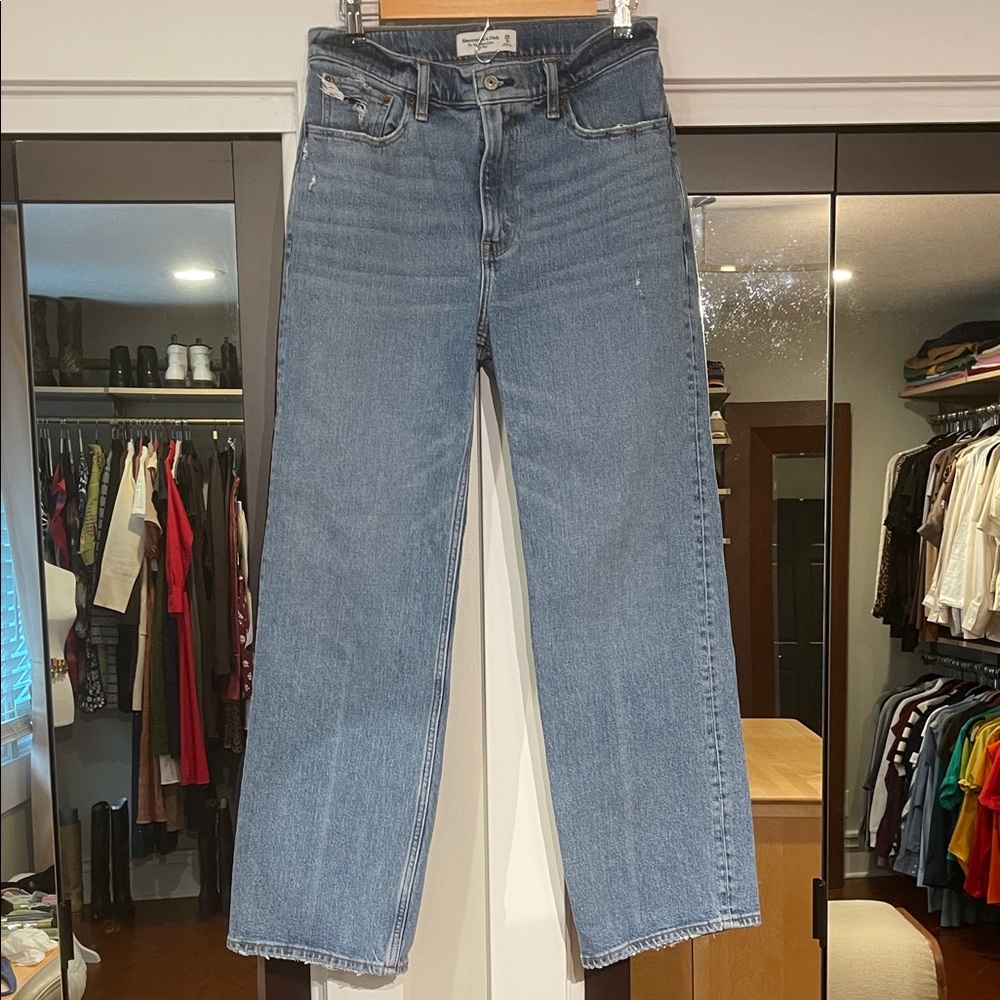 Abercrombie & Fitch Women's 90’s High Rise Denim Jeans